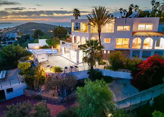 Villa mit 6 Schlafzimmern