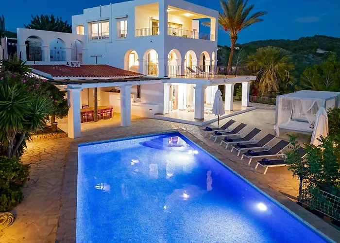 Villa mit 6 Schlafzimmern
