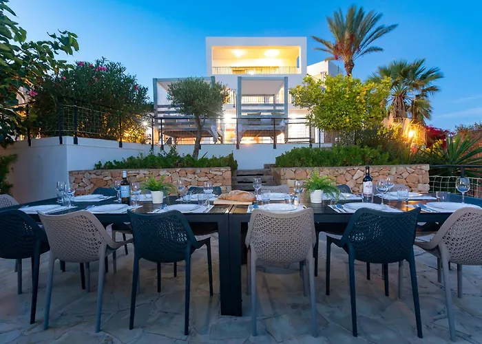 Villa mit 6 Schlafzimmern